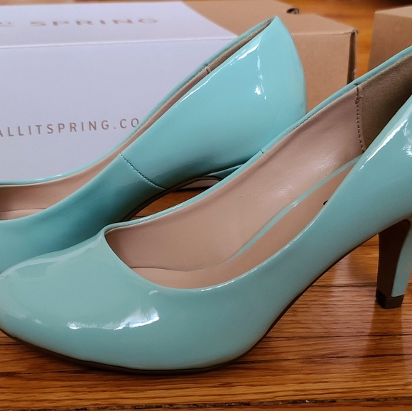 Call it Spring Heels - Picture 9 of 9